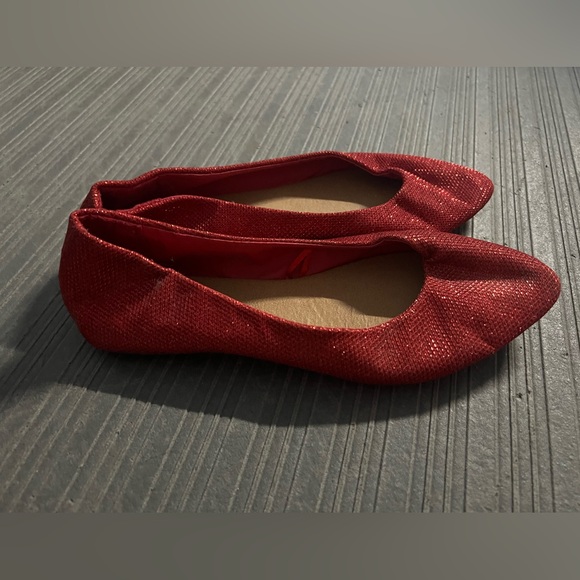 Worn only once! Ardene Women's Red Glitter Flats - Picture 2 of 3